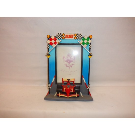 Κορνίζα Φόρμουλα Κόκκινη